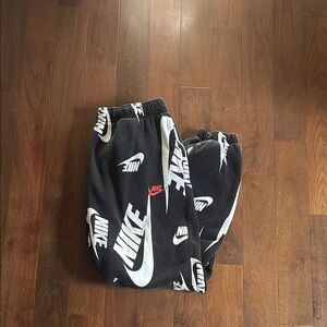 Nike Men’s Black Joggers